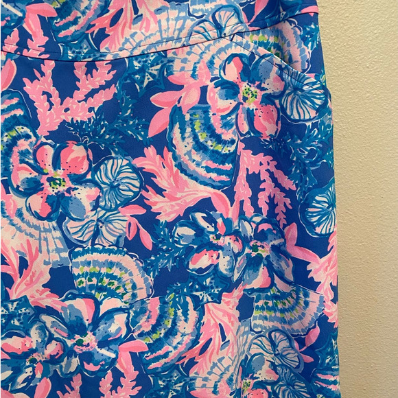 Lilly Pulitzer Jonas Stretch Skort Blue Tang Sitting Seaside Breathable …EUC 🩵 - Picture 5 of 12